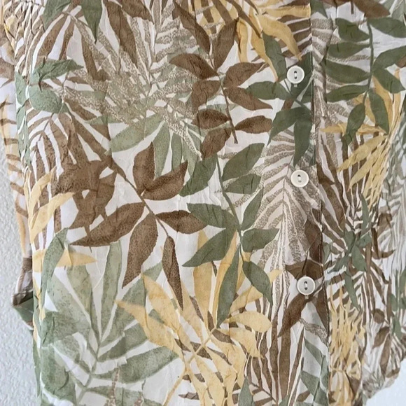 Women blouse - Picture 7 of 8